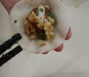 包饺子的步骤是什么？