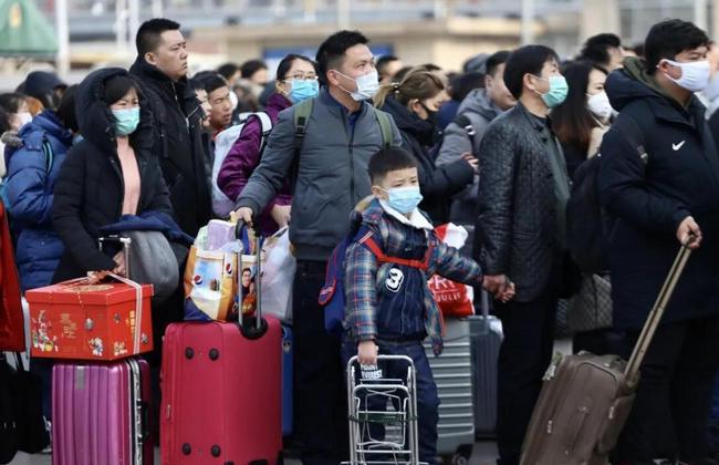 官方称元旦春节防疫要保障人员流动，如何在人员流动的情况下做好防疫工作？