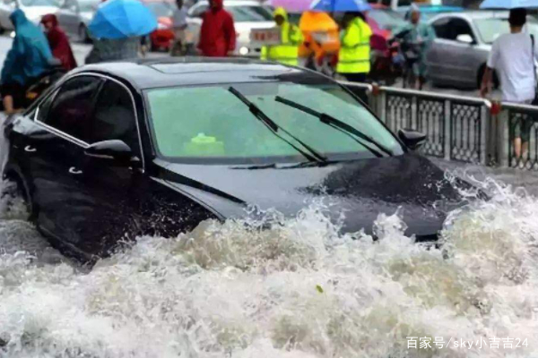 山西水灾堤坝决口住房地基塌陷，为何山西遭遇暴雨袭击后坍塌情况较为严重？