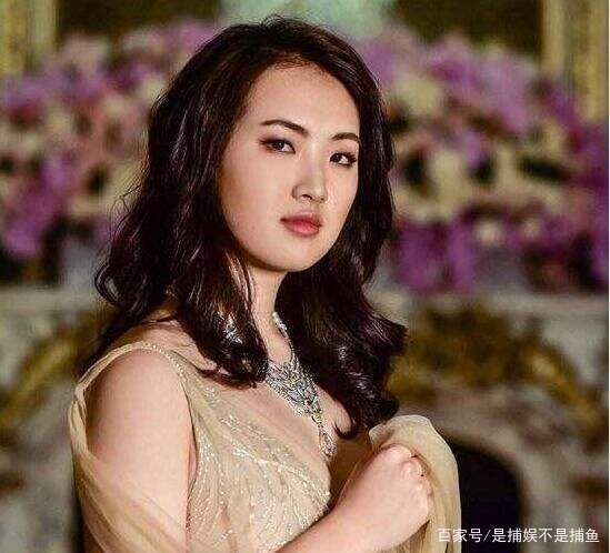 姚凌：从秘书到任正非妻子，培养女儿成哈佛名媛，她有什么能耐？