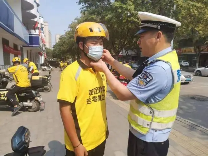 上海配送骑手日收入过万7成为打赏，大家都会对骑手打赏吗？