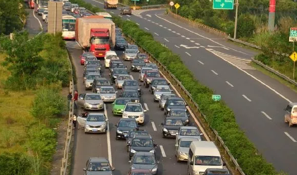 高速公路春节免过路费时间