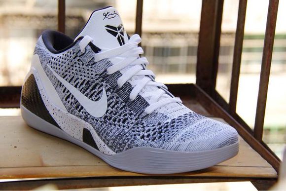 Kobe9 em和Kobe9 elite low有什么区别，详细点