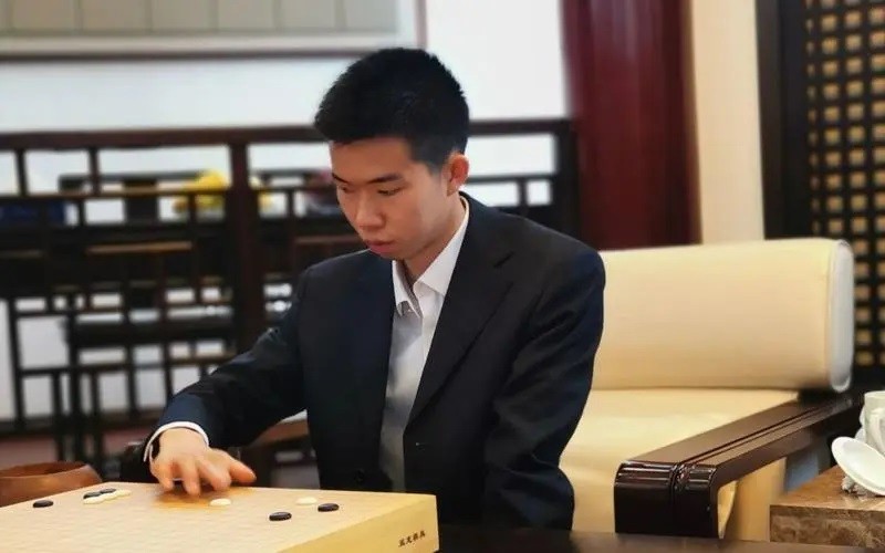 围棋排名世界第一的是谁？