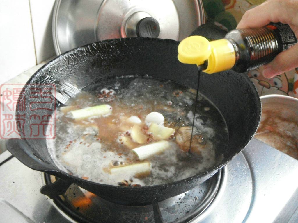 铁锅炖鱼贴饼子的做法，铁锅炖鱼贴饼子怎么做好吃