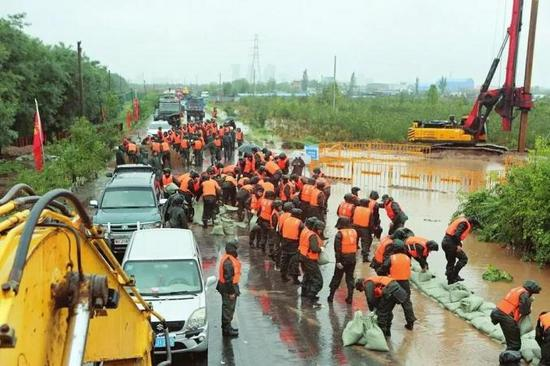 山西强降雨已致15人遇难3人失踪，政府是否会给予遇难人员家属相应补贴？