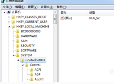 为什么我的win7玩穿越火线的时候左右两边都是黑屏的 怎么解决