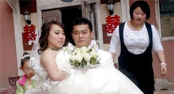 王金龙和丫蛋为来自什么会离婚？